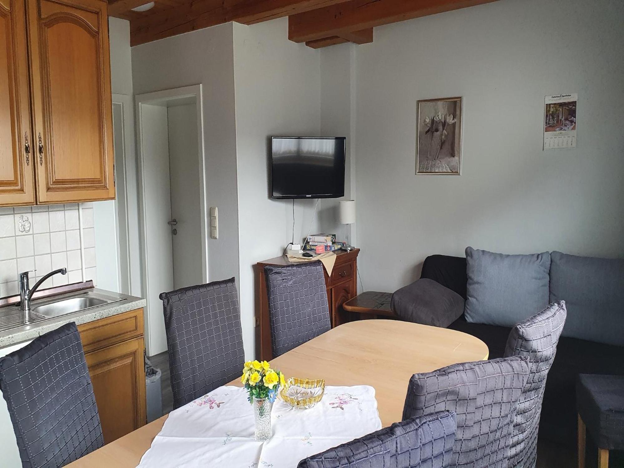 Large Detached Holiday Home In Hesse With Private Garden And Terrace Homberg  Luaran gambar
