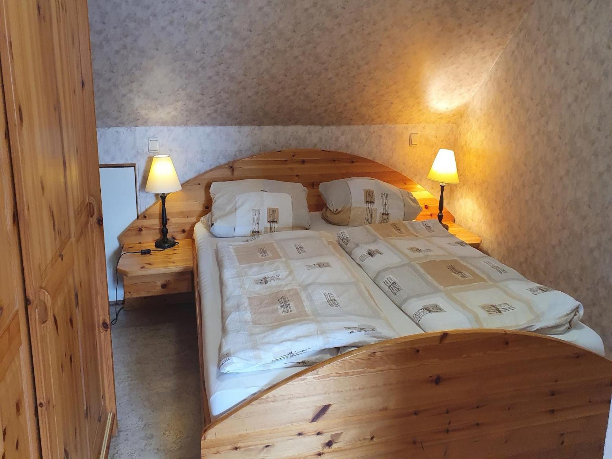 Large Detached Holiday Home In Hesse With Private Garden And Terrace Homberg  Luaran gambar
