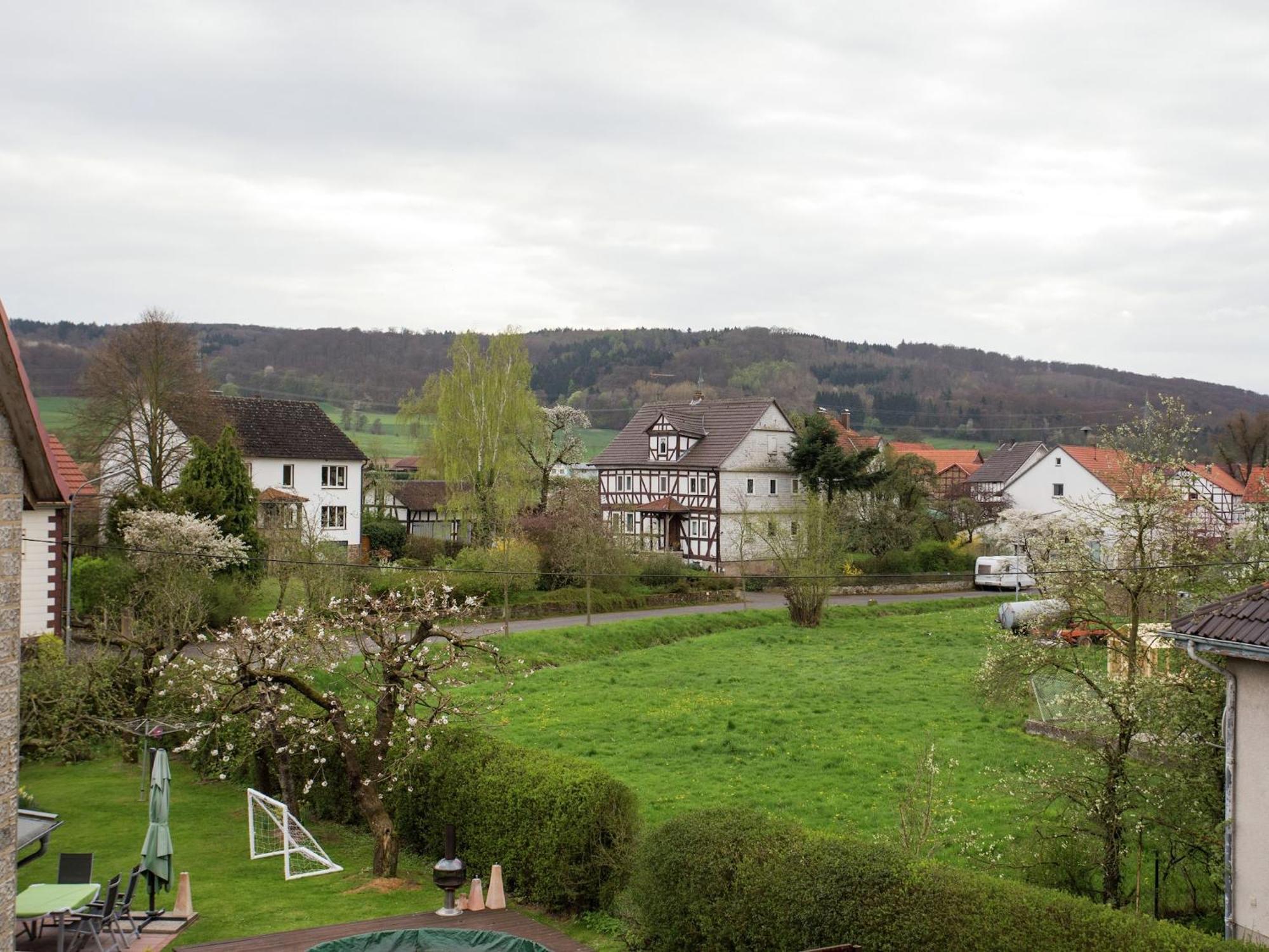 Large Detached Holiday Home In Hesse With Private Garden And Terrace Homberg  Luaran gambar